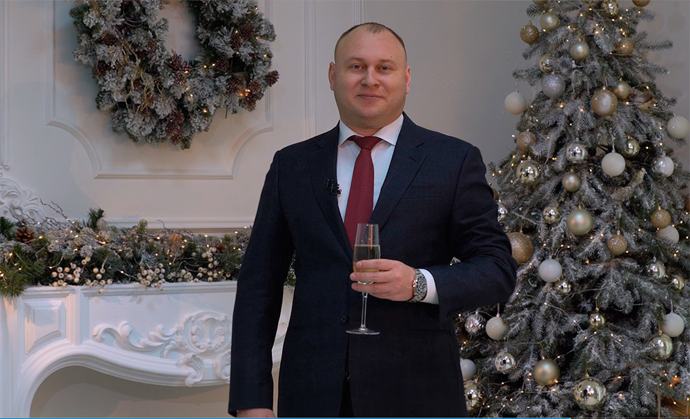 Центр биржевых Технологий: поздравление с Новым годом Богдана Троцько