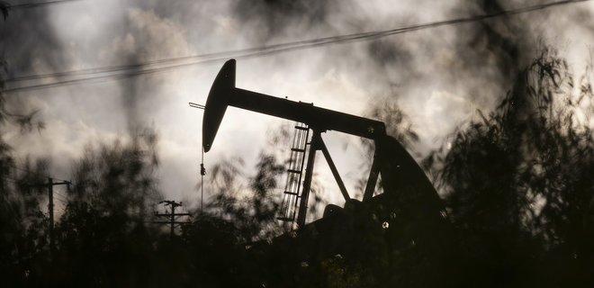 Нефть рисует дно или его просто нет?
