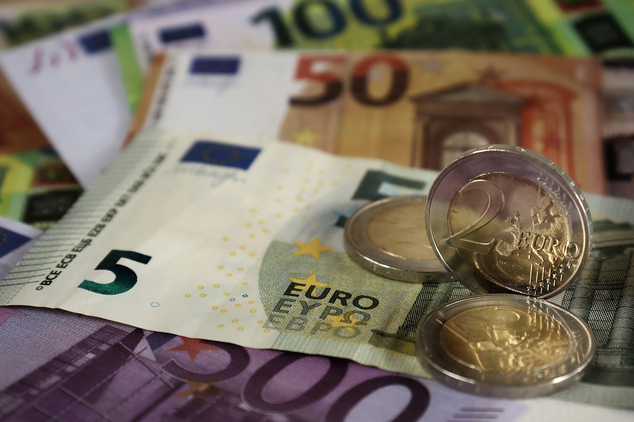 Гривні на євро тепер можна обмінювати в банках Німеччини